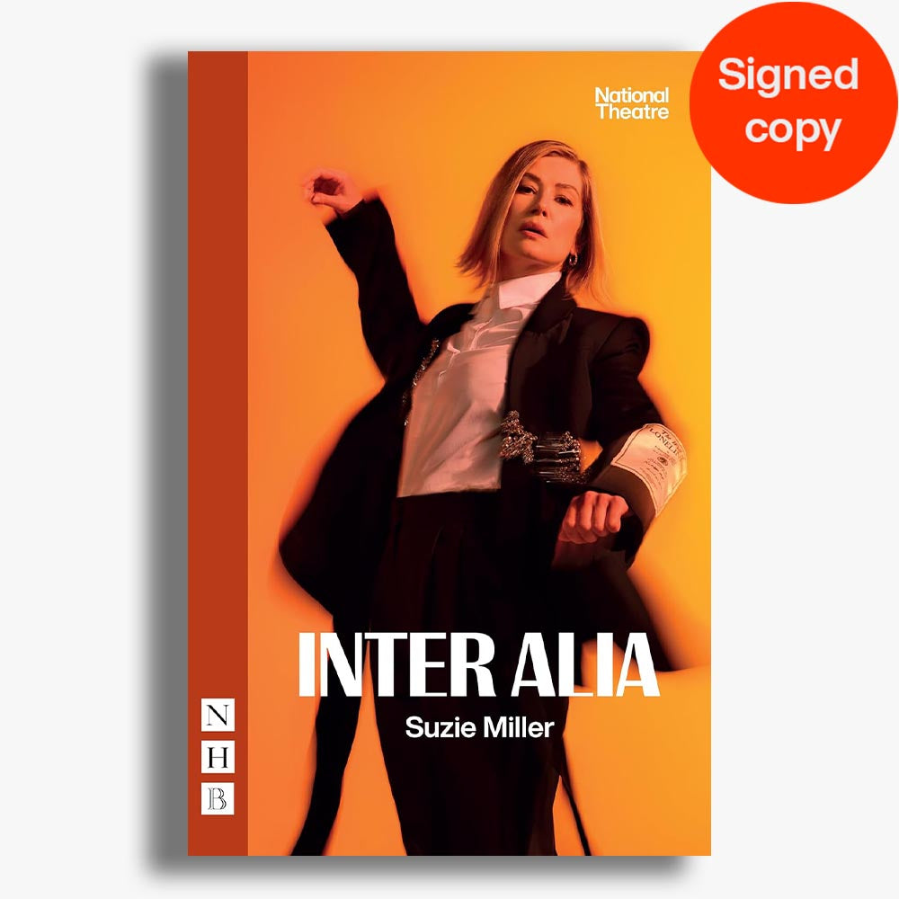 已签署 Inter Alia 国家剧院 2025 剧本