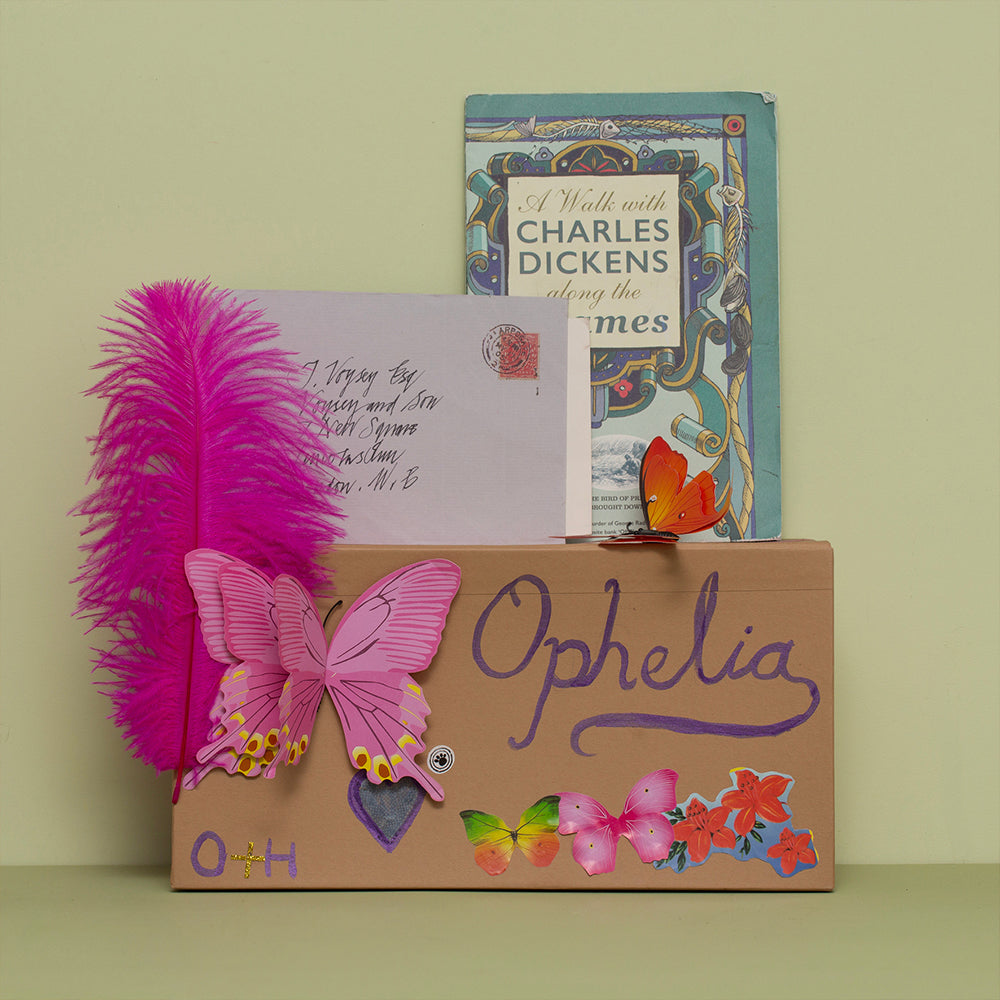 Hamlet - Ophelia's Grave Box