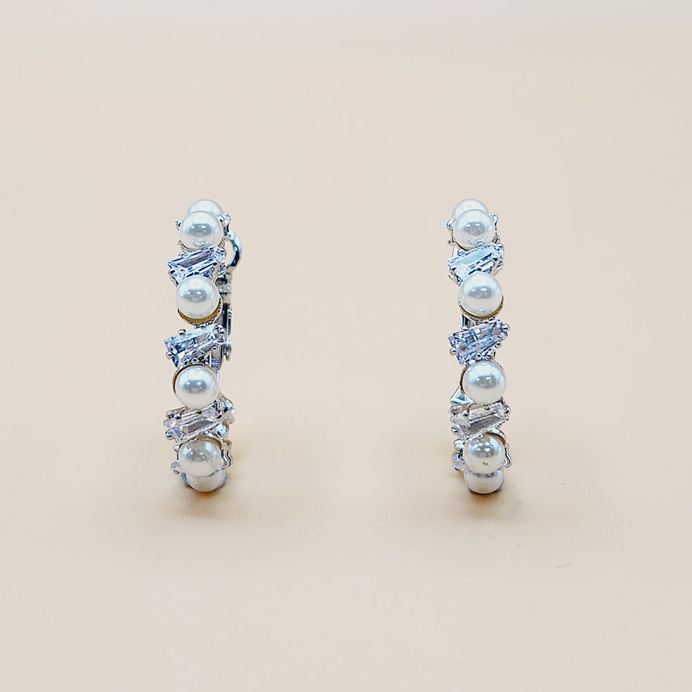 银色小珍珠耳环