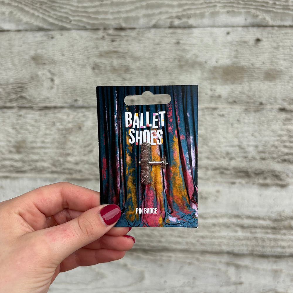 WW1 Bi-Plane Pin Badge