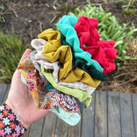 定制国家剧院服装发圈