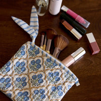 Floral Indigo Zipped Pouch - Set of 2